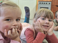 /album/oktober-malaci/b1c00df4-59b2-4f95-81b7-6f237a51f309-jpg/