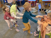 /album/november-malaci/r2-jpg/